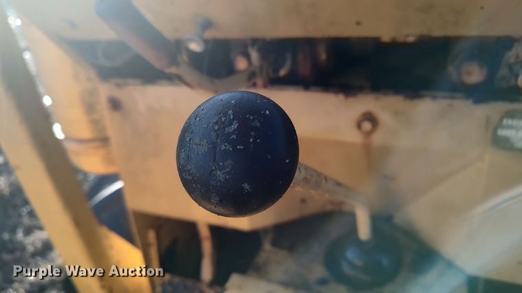 image for item LK9526 1983 Vermeer M-475  trencher