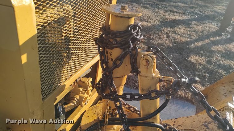 image for item LK9526 1983 Vermeer M-475  trencher