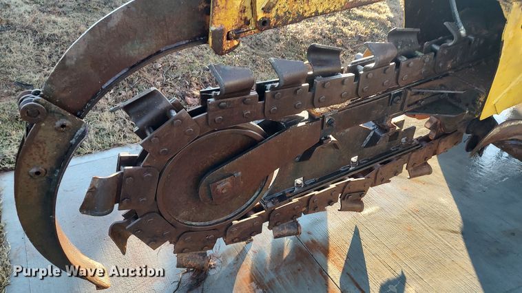 image for item LK9526 1983 Vermeer M-475  trencher