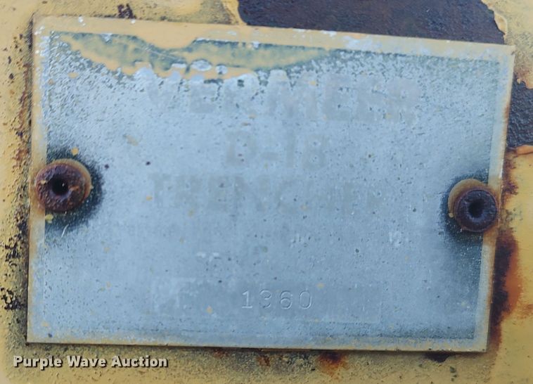 image for item LK9526 1983 Vermeer M-475  trencher