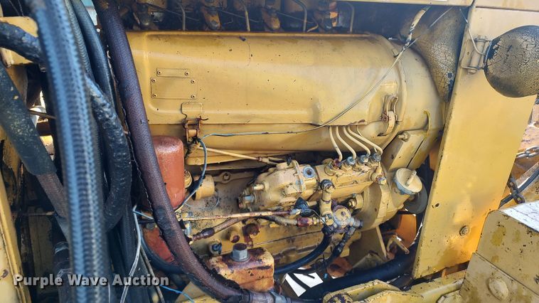 image for item LK9526 1983 Vermeer M-475  trencher