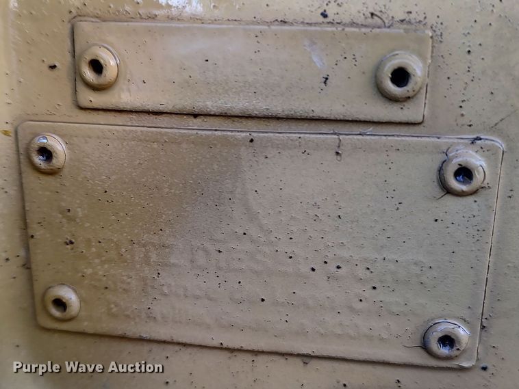 image for item LK9526 1983 Vermeer M-475  trencher