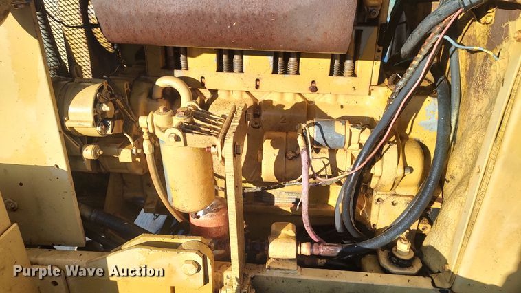 image for item LK9526 1983 Vermeer M-475  trencher