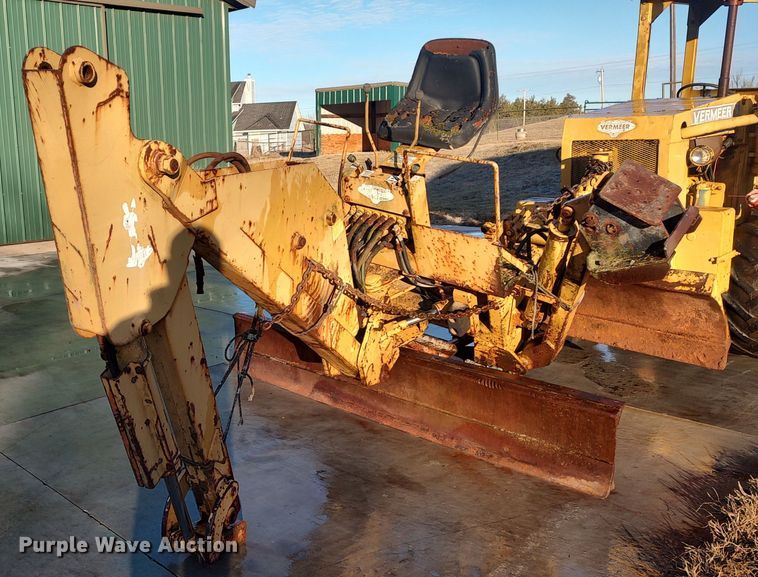 image for item LK9526 1983 Vermeer M-475  trencher