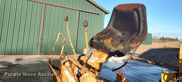 image for item LK9526 1983 Vermeer M-475  trencher