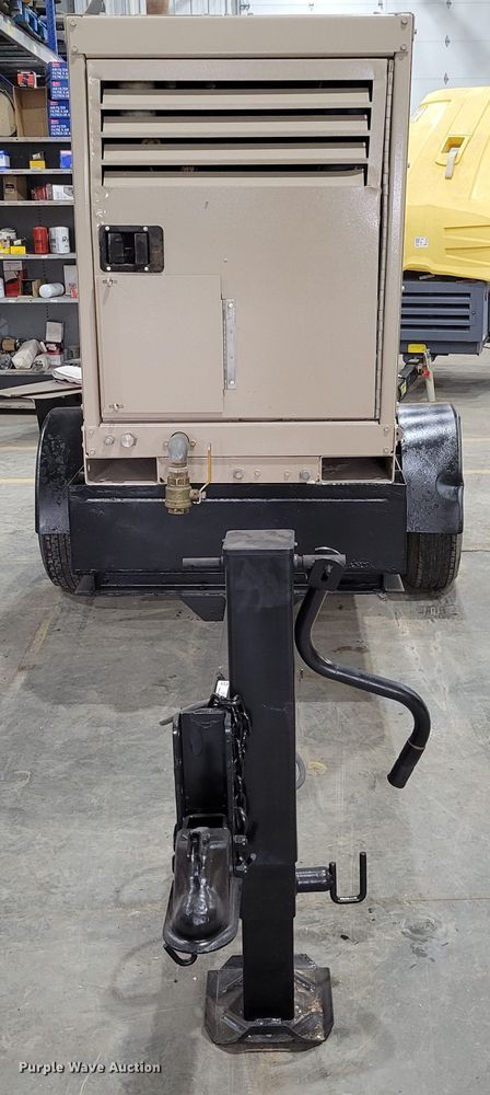 image for item LY9863 2010 Ingersoll Rand P185WJDU-T1  air compressor