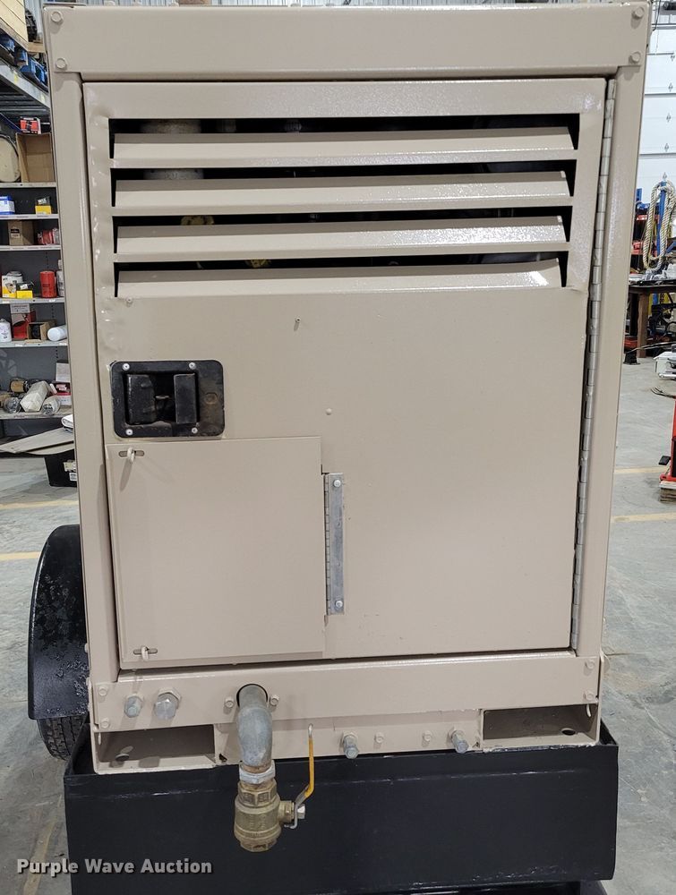 image for item LY9863 2010 Ingersoll Rand P185WJDU-T1  air compressor