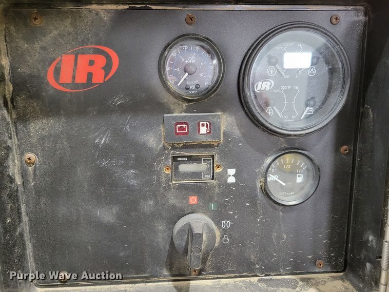 image for item LY9863 2010 Ingersoll Rand P185WJDU-T1  air compressor