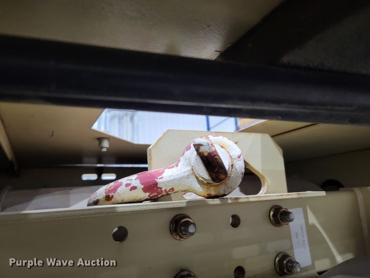 image for item LY9863 2010 Ingersoll Rand P185WJDU-T1  air compressor