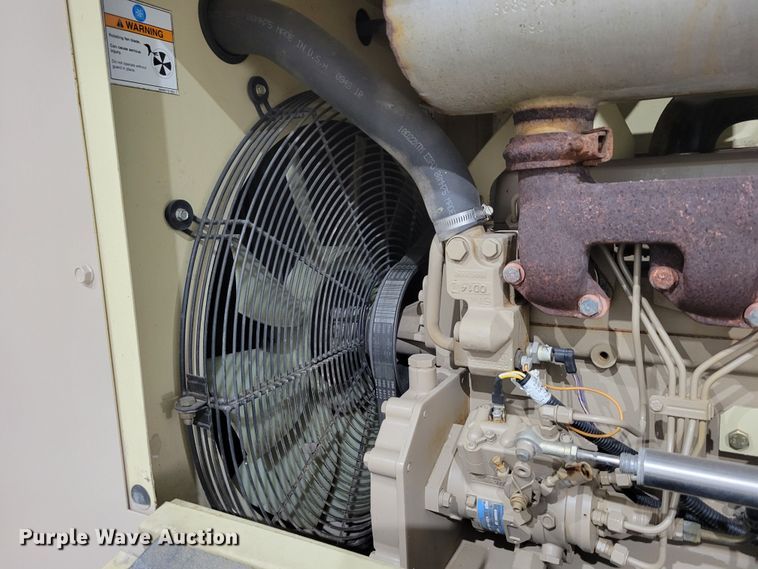 image for item LY9863 2010 Ingersoll Rand P185WJDU-T1  air compressor