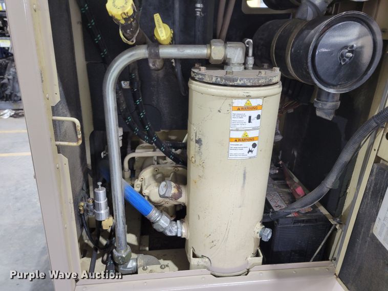 image for item LY9863 2010 Ingersoll Rand P185WJDU-T1  air compressor