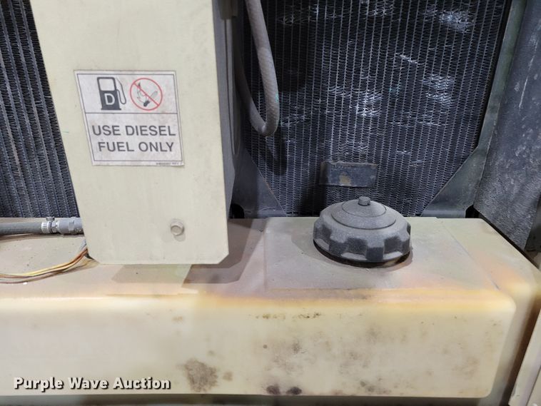 image for item LY9863 2010 Ingersoll Rand P185WJDU-T1  air compressor