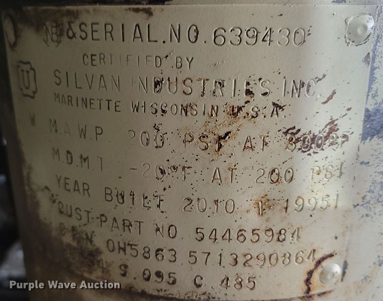 image for item LY9863 2010 Ingersoll Rand P185WJDU-T1  air compressor