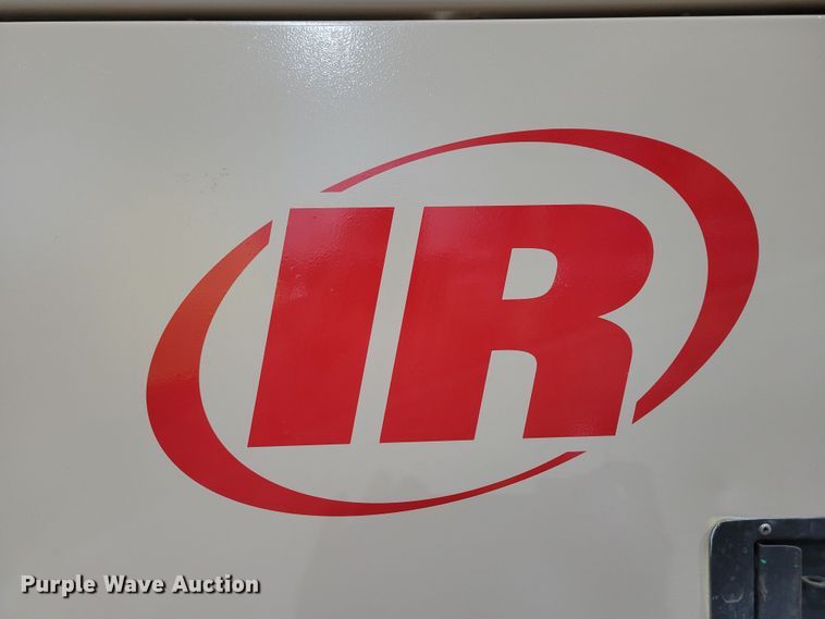 image for item LY9863 2010 Ingersoll Rand P185WJDU-T1  air compressor
