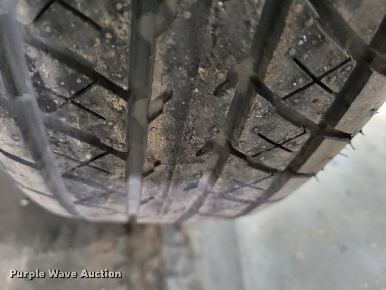 image for item LY9863 2010 Ingersoll Rand P185WJDU-T1  air compressor