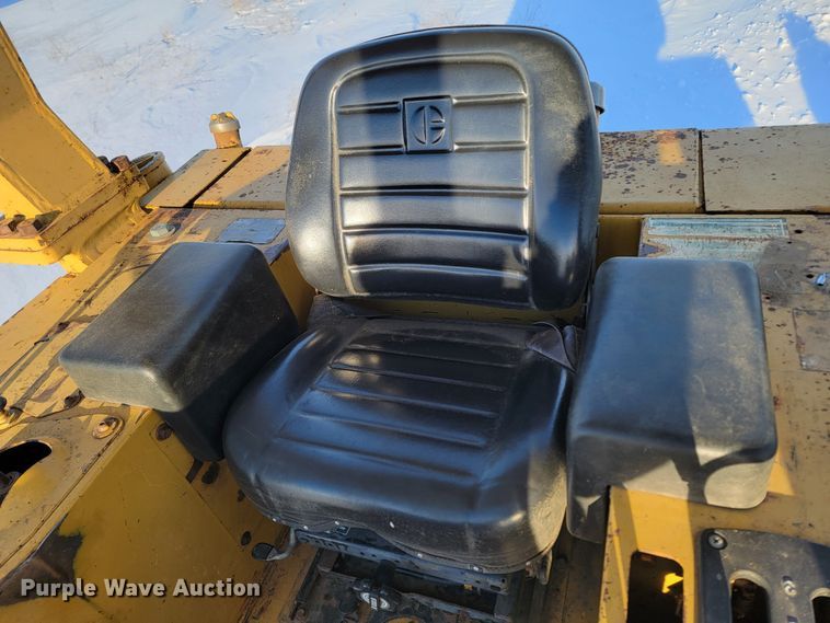 image for item ME9636 1988 Caterpillar D5H LGP  dozer