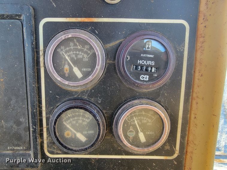 image for item ME9636 1988 Caterpillar D5H LGP  dozer