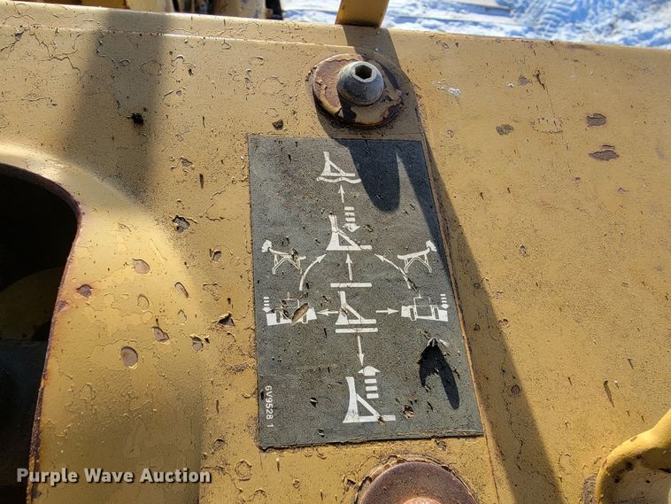 image for item ME9636 1988 Caterpillar D5H LGP  dozer