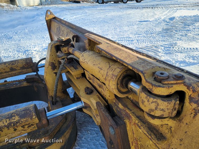 image for item ME9636 1988 Caterpillar D5H LGP  dozer