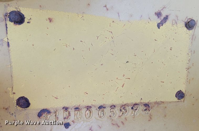 image for item ME9636 1988 Caterpillar D5H LGP  dozer