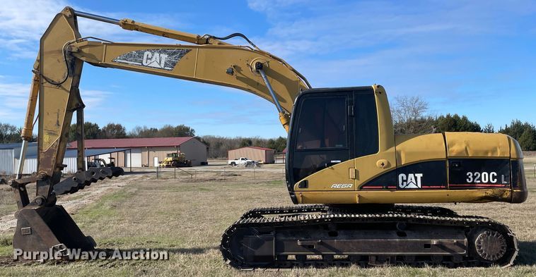 image for item MI9729 2003 Caterpillar 320C L  excavator