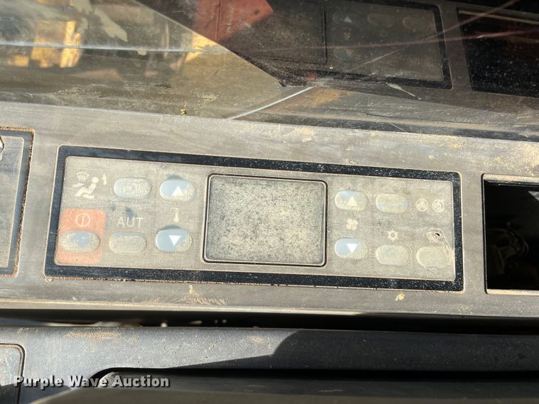 image for item MI9729 2003 Caterpillar 320C L  excavator