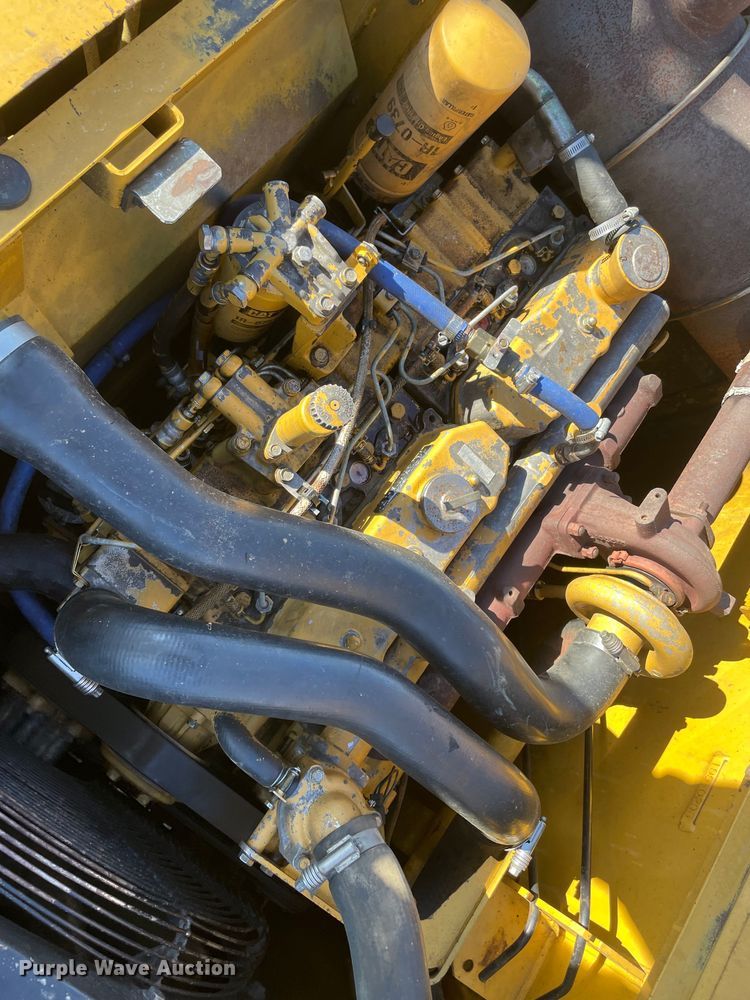 image for item MI9729 2003 Caterpillar 320C L  excavator