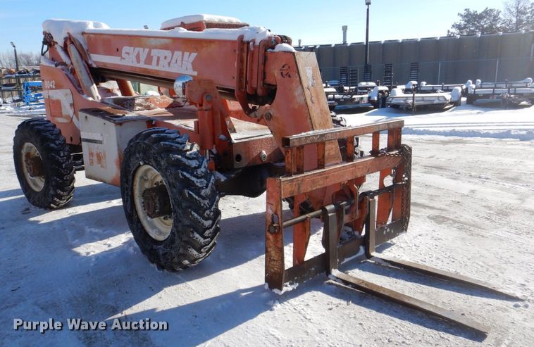 image for item MJ9950 1998 Sky Trak 8042  telehandler