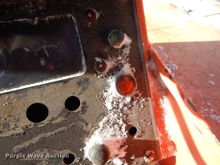 image for item MJ9950 1998 Sky Trak 8042  telehandler