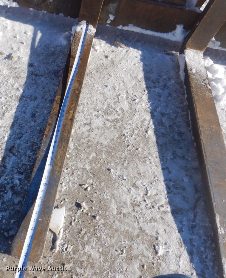 image for item MJ9950 1998 Sky Trak 8042  telehandler