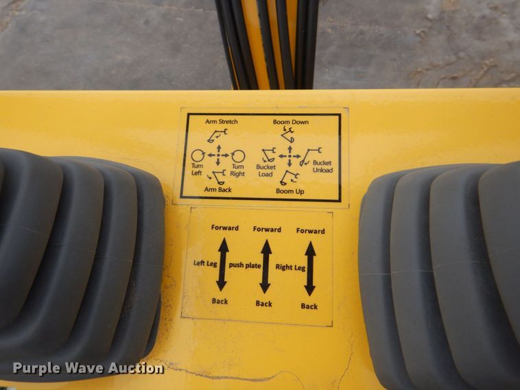 image for item MJ9957 2022 Agrotk H12  mini excavator