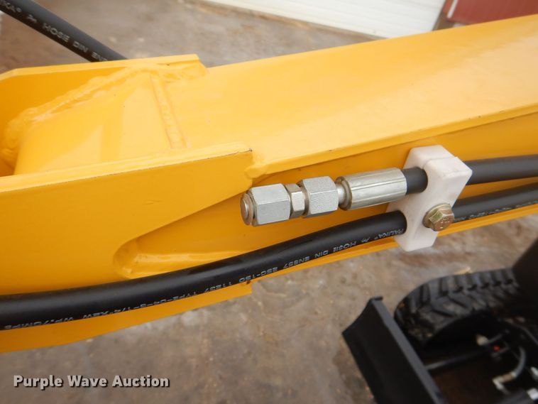 image for item MJ9957 2022 Agrotk H12  mini excavator