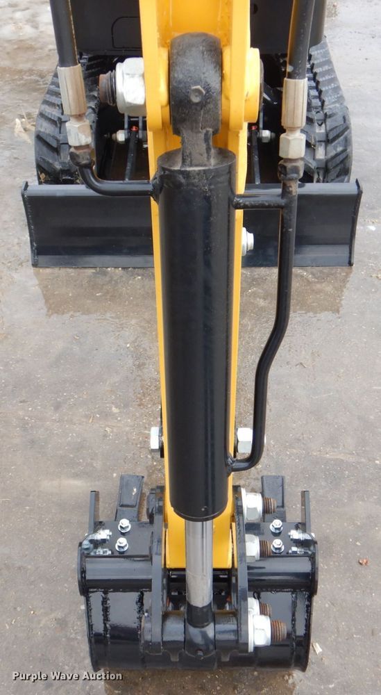 image for item MJ9957 2022 Agrotk H12  mini excavator