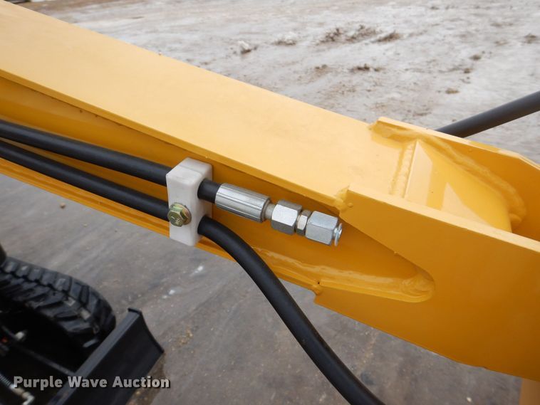 image for item MJ9957 2022 Agrotk H12  mini excavator