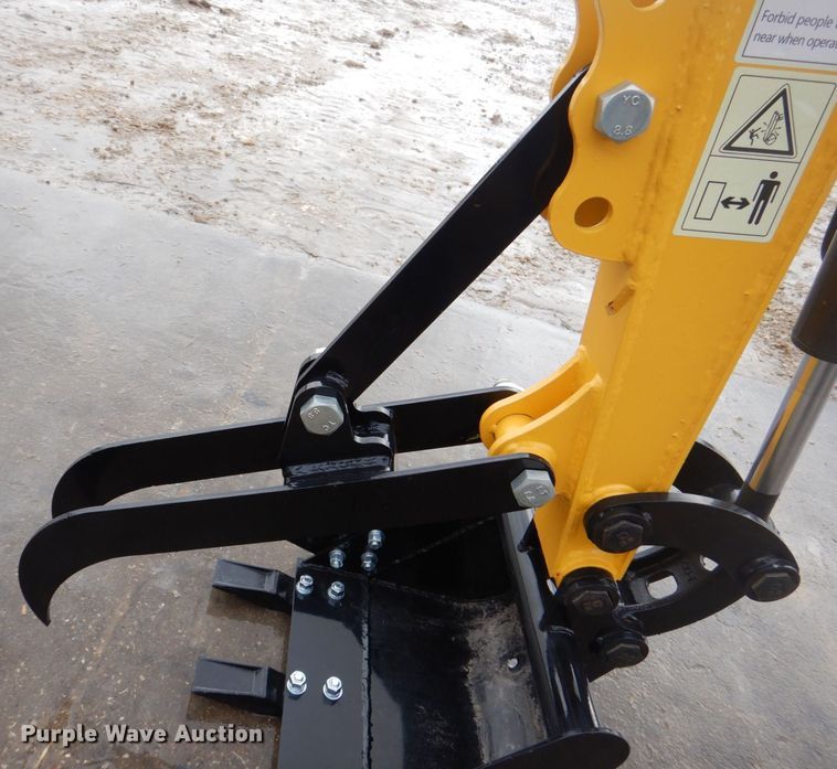 image for item MJ9957 2022 Agrotk H12  mini excavator