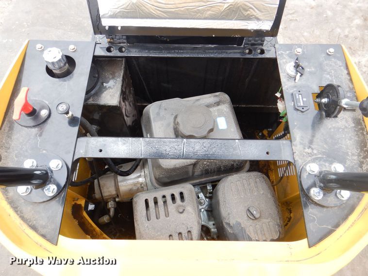 image for item MJ9957 2022 Agrotk H12  mini excavator