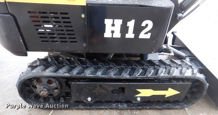 image for item MJ9957 2022 Agrotk H12  mini excavator