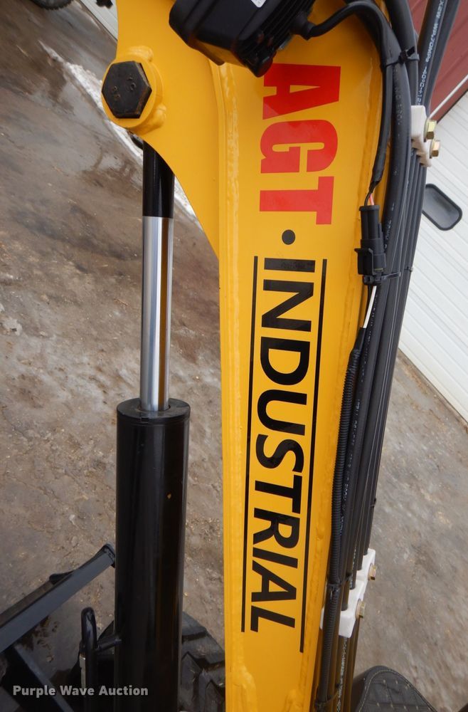 image for item MJ9957 2022 Agrotk H12  mini excavator