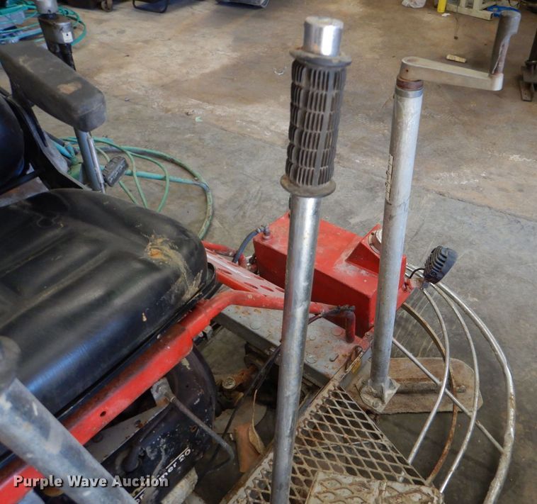 image for item MM9578 Power trowel