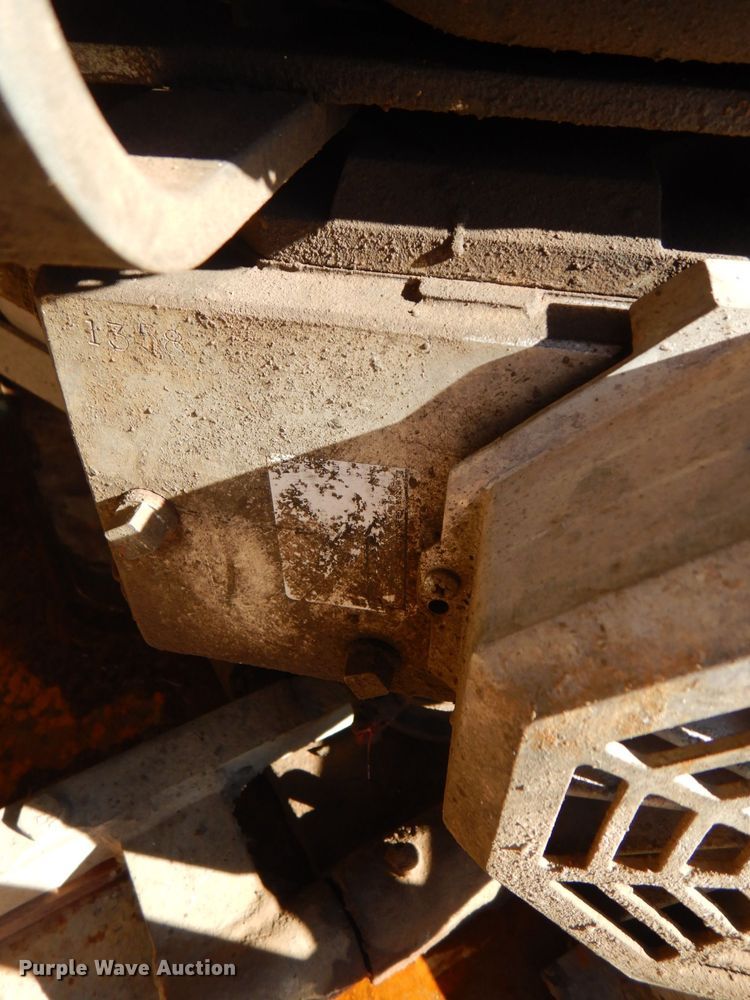 image for item MM9580 Boren 46  power trowel