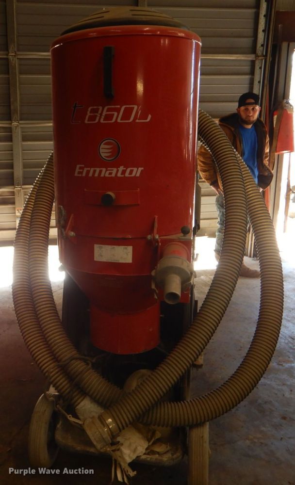 image for item MM9582 Husqvarna T8600  dust collector