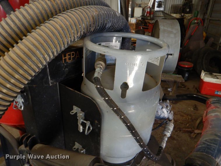 image for item MM9582 Husqvarna T8600  dust collector
