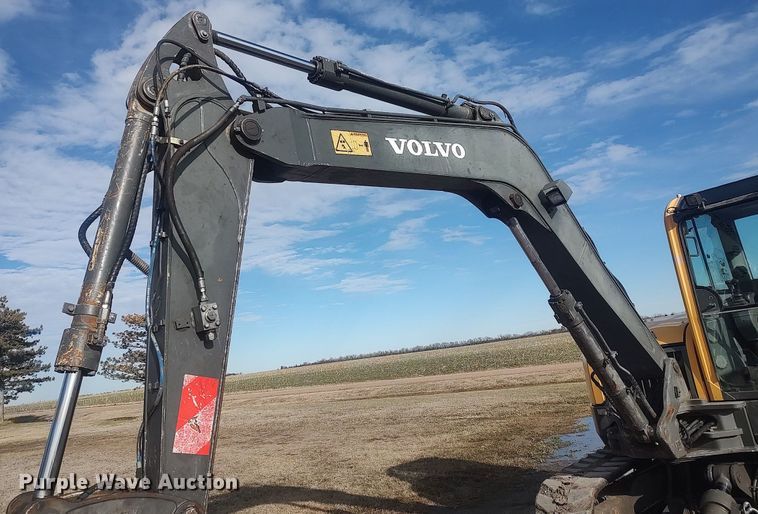 image for item MM9872 2007 Volvo ECR88  mini excavator