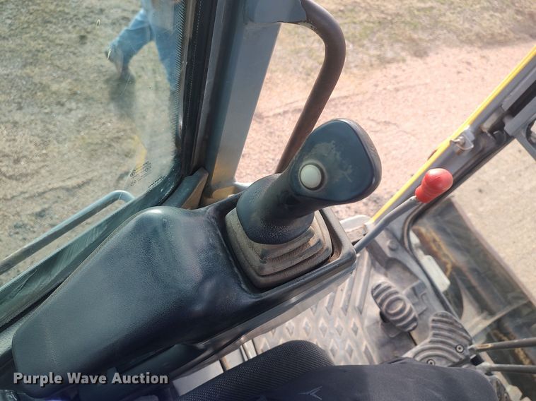 image for item MM9872 2007 Volvo ECR88  mini excavator