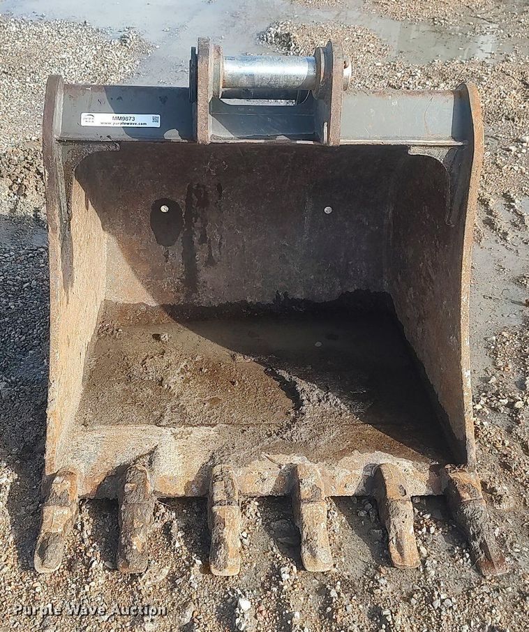image for item MM9873 Volvo 11839752  excavator bucket