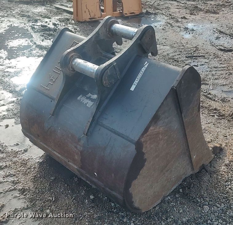 image for item MM9873 Volvo 11839752  excavator bucket