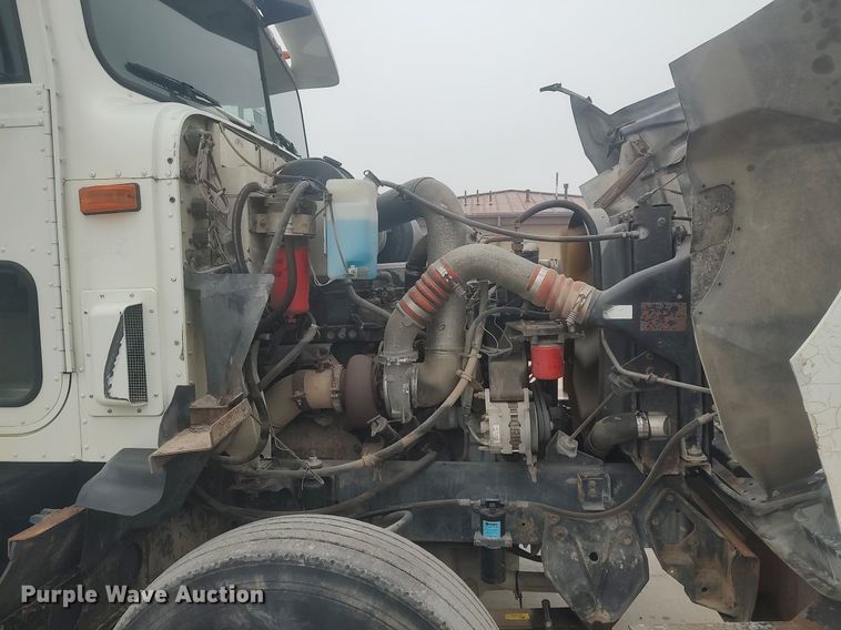 image for item MM9939 1994 International 9200  dump truck