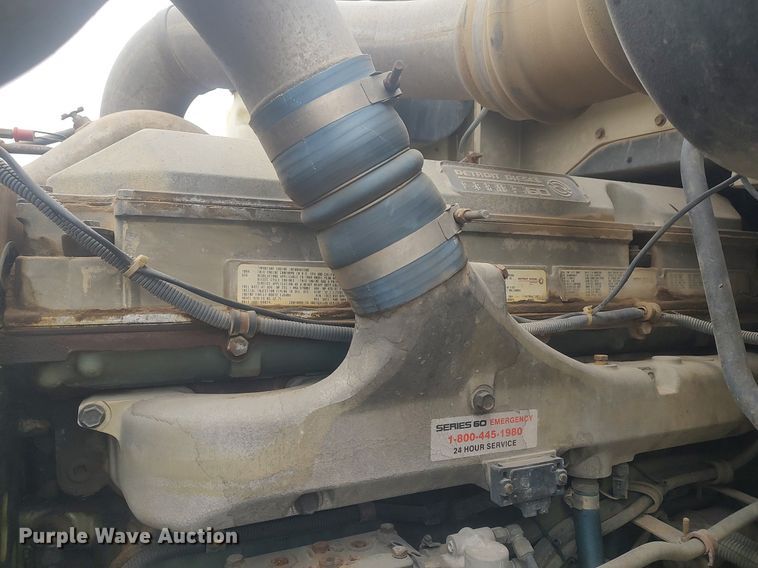 image for item MM9939 1994 International 9200  dump truck