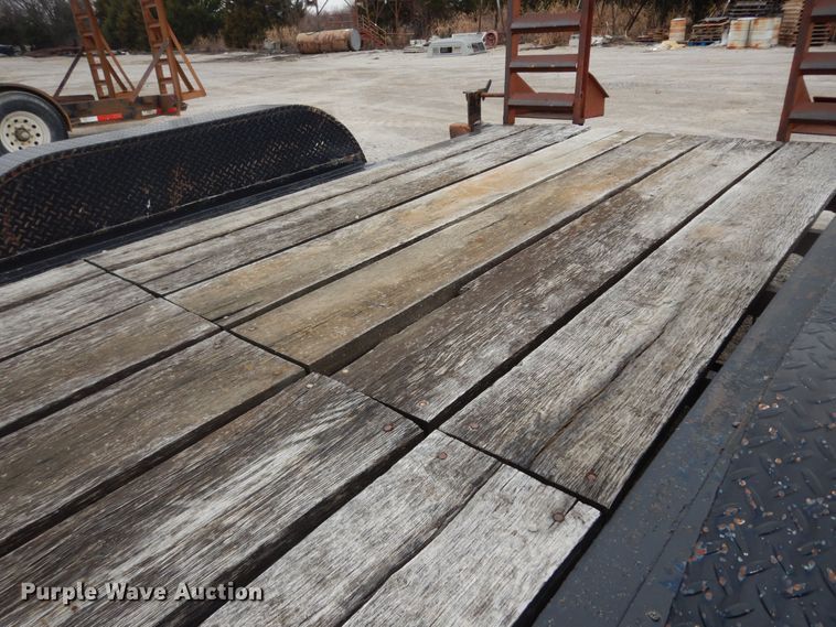 image for item DI6975 2002 Contrail C10  equipment trailer