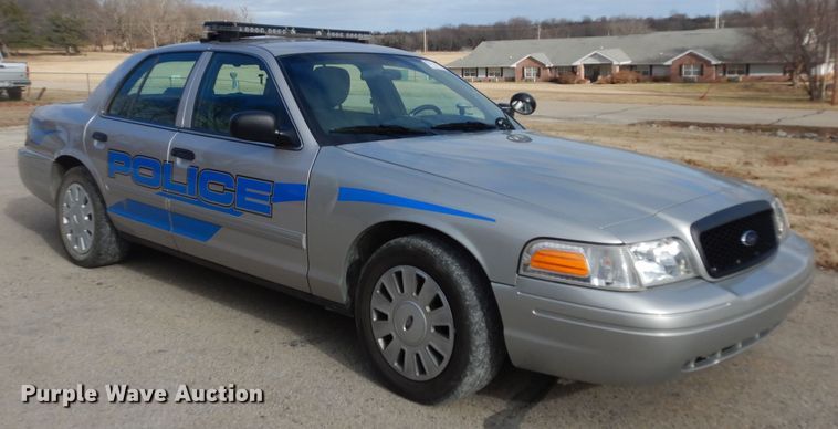 image for item DK7503 2011 Ford Crown Victoria Police Interceptor